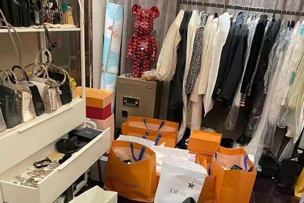 孝感市孝南回收一线品牌衣服